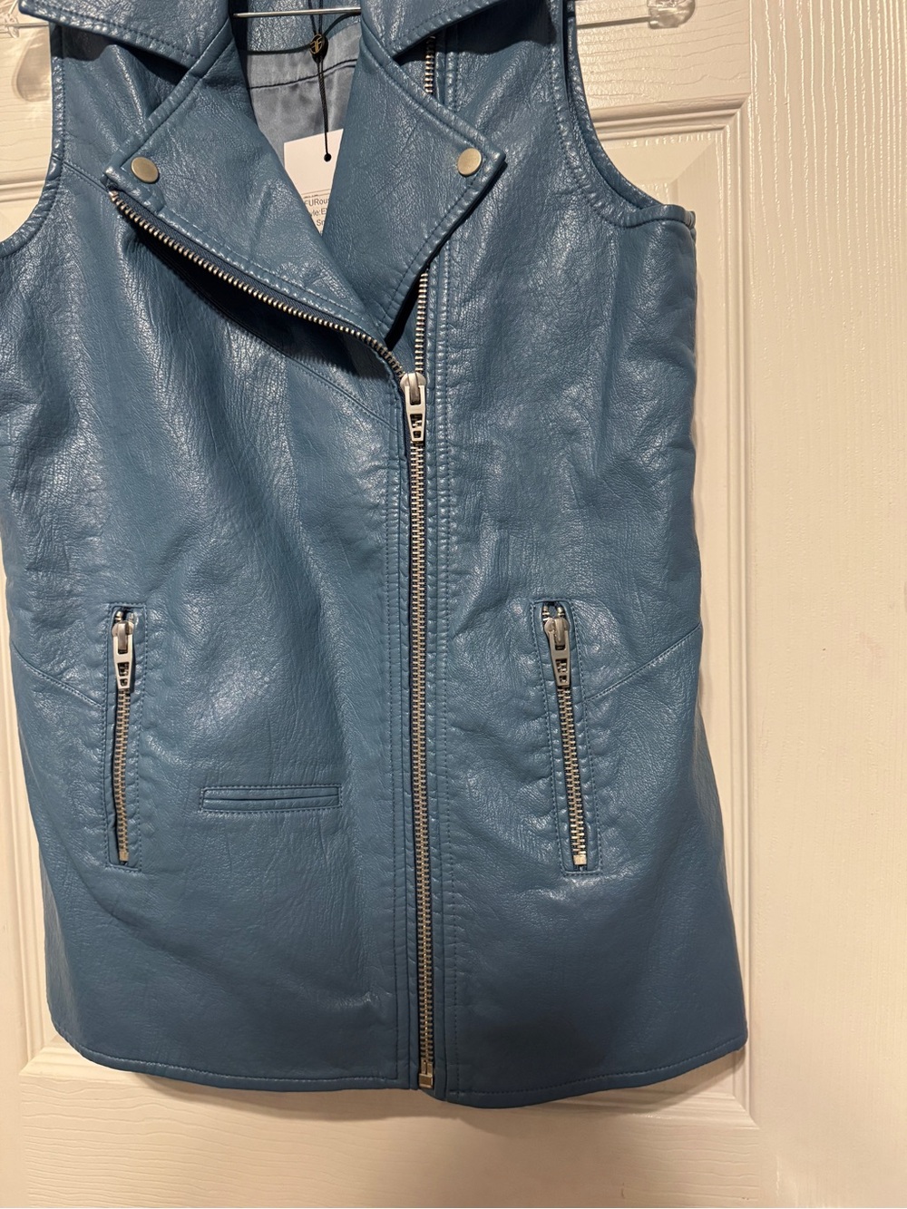 FURious Fur Inc Leather Moto Vest SM - Picture 3 of 4
